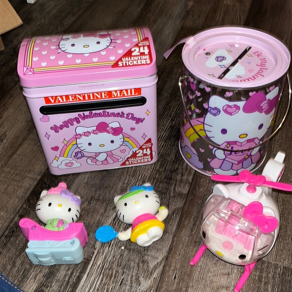 Hello kitty bundle